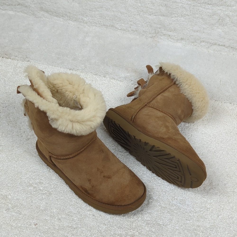 UGG Shearling Ankle Boots Womens 8 Tan Suede Flats Shoes - Picture 2 of 12
